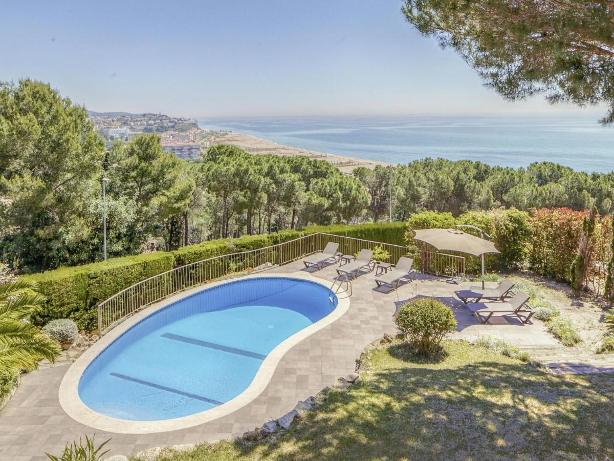 Belvilla By Oyo Villa In Arenys De Mar With Pool Buitenkant foto