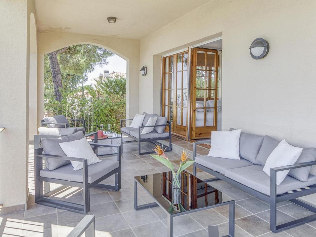 Belvilla By Oyo Villa In Arenys De Mar With Pool Buitenkant foto